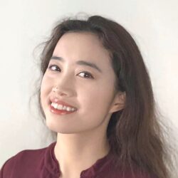 Menglu Yang Headshot cropped